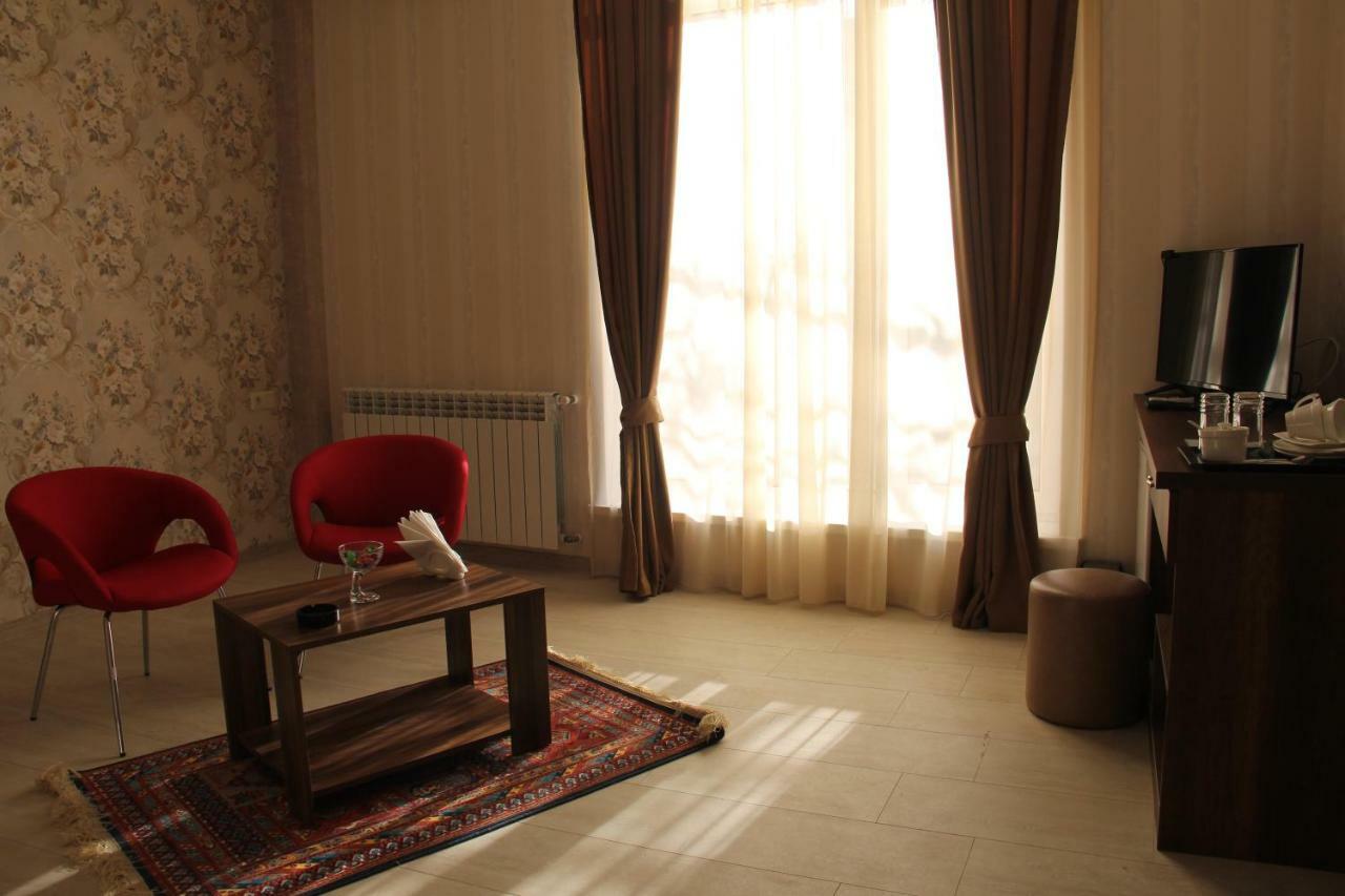 Moon Light Hotel Tiflis Exterior foto